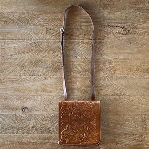 Patricia Nash crossbody bag, adjustable strap